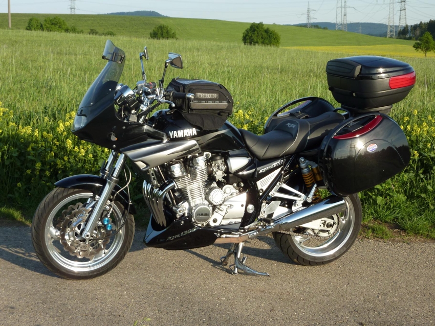 Yamaha XJR 1300
